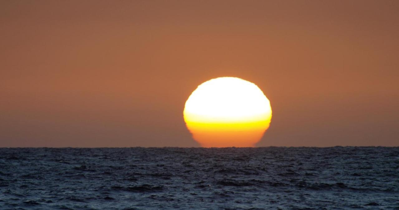 Sunrise Directly At The Sea Apartamento La Mareta Exterior foto